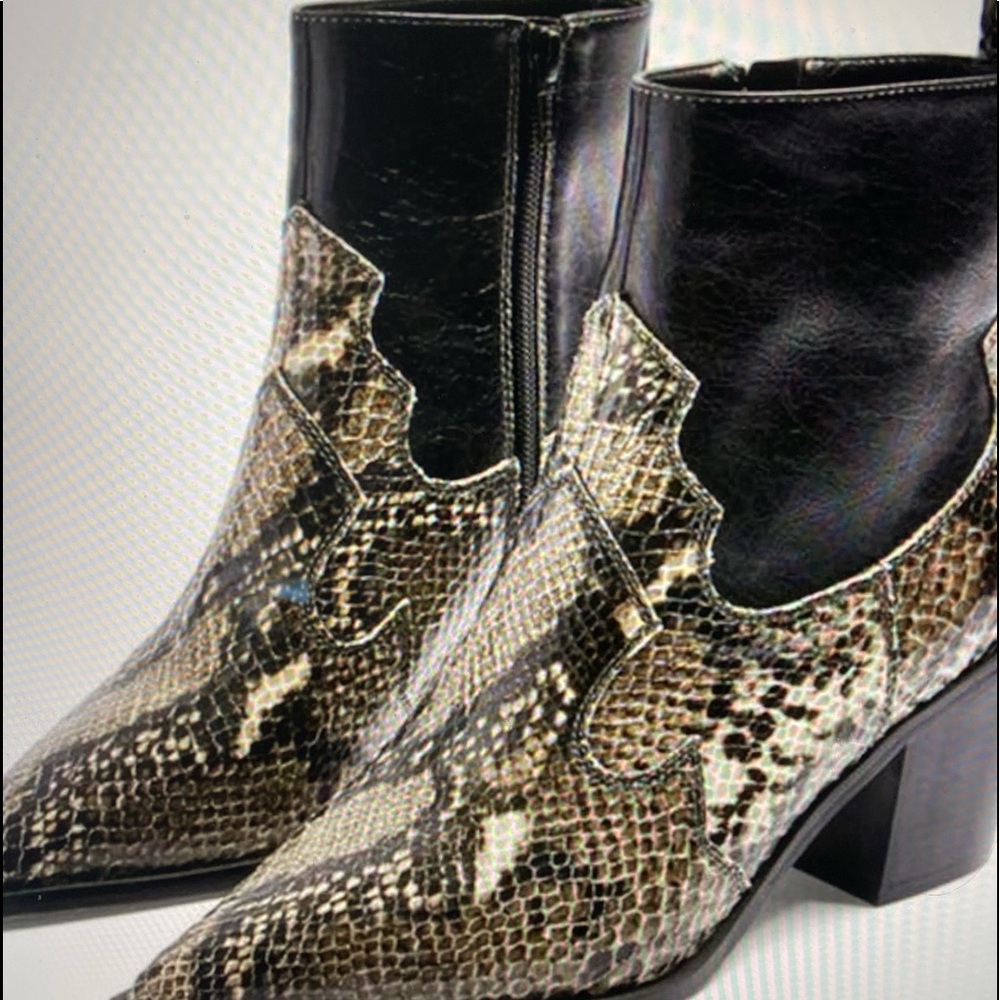 TOPSHOP Bliss Snake Embossed Western Boots 8.5